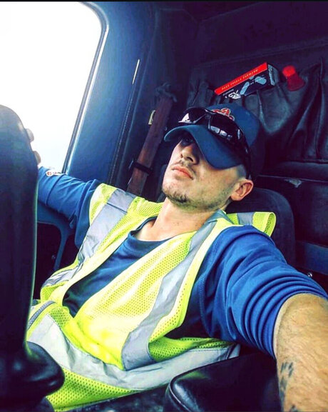 Photo nue de fuite OnlyFans de Josh