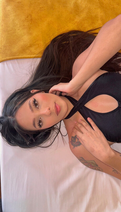 Photo nue de fuite OnlyFans de Nicolecastellanos2