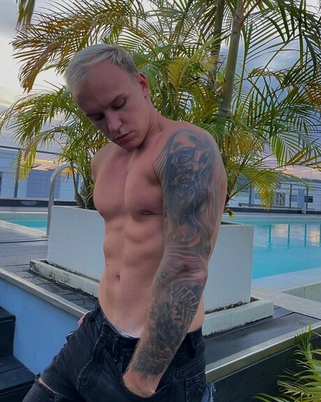 Photo nue de fuite OnlyFans de Brendon01