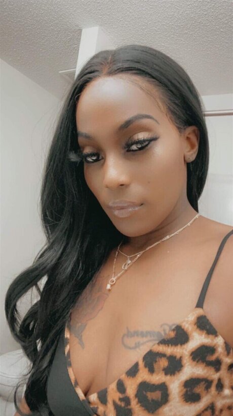 Photo nue de fuite OnlyFans de Daboujiebarbie