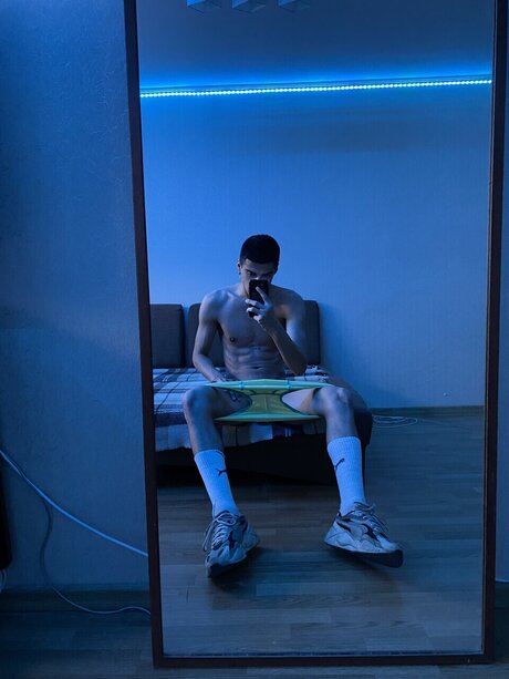 Photo nue de fuite OnlyFans de Icerussiankid