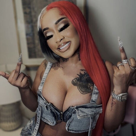 Photo nue de fuite OnlyFans de Stunna
