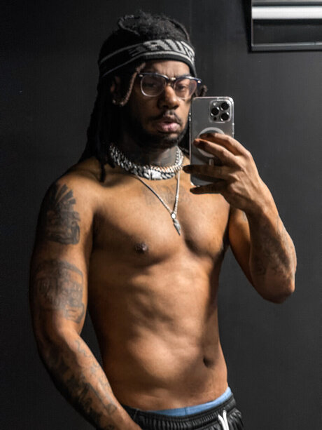 Photo nue de fuite OnlyFans de Luke