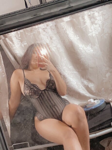 Photo nue de fuite OnlyFans de Charlie