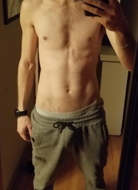 Photo nue de fuite OnlyFans de Dongwang