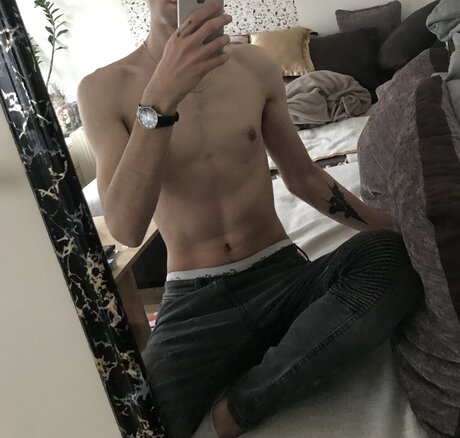 Photo nue de fuite OnlyFans de Sky Onell