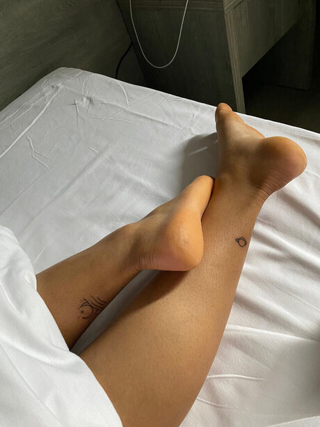 Photo nue de fuite OnlyFans de Samba Feet