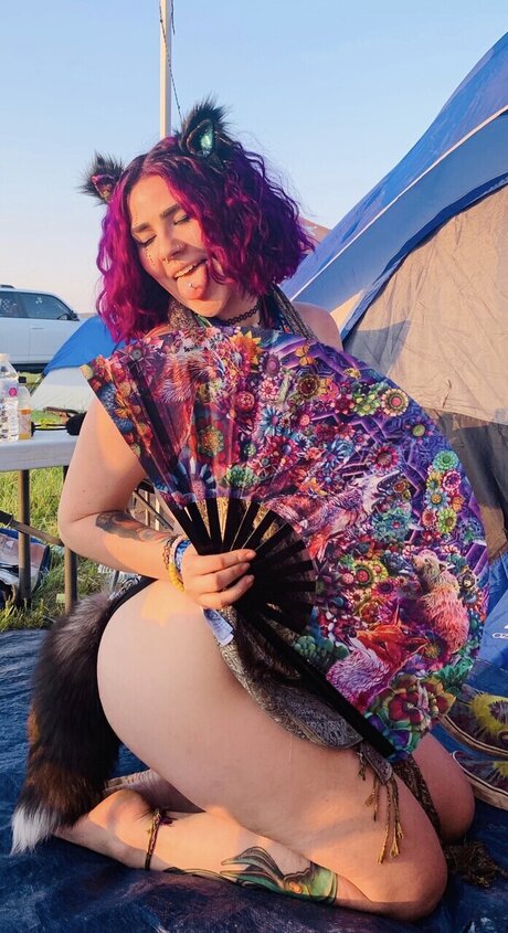 Photo nue de fuite OnlyFans de Hippieeekitty
