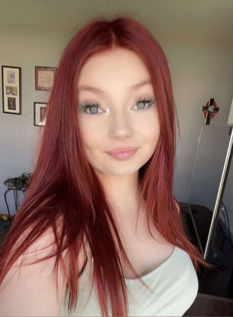 Photo nue de fuite OnlyFans de Big Red