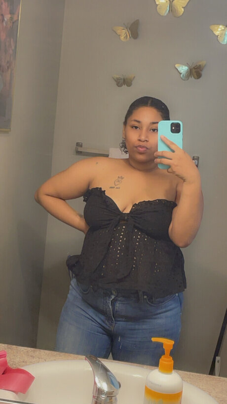 Photo nue de fuite OnlyFans de Carolina Von