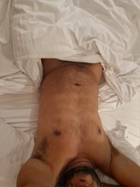 Photo nue de fuite OnlyFans de Masculinein