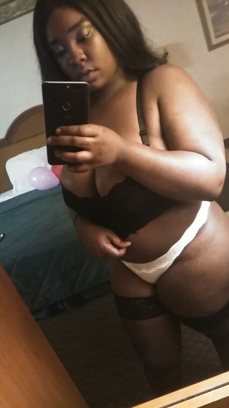 Photo nue de fuite OnlyFans de Chocolate