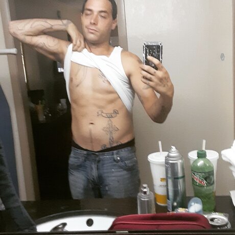Photo nue de fuite OnlyFans de Richard Pearl