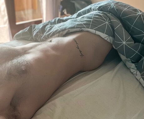 Photo nue de fuite OnlyFans de Luchinovolgare