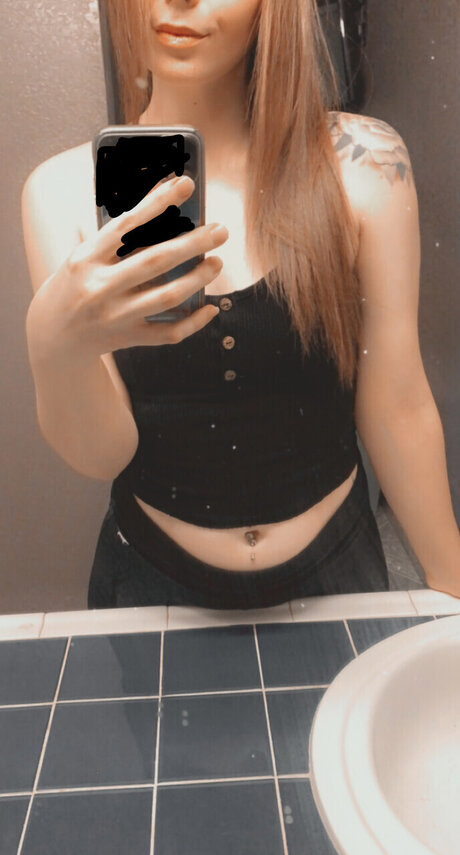 Photo nue de fuite OnlyFans de U77974315