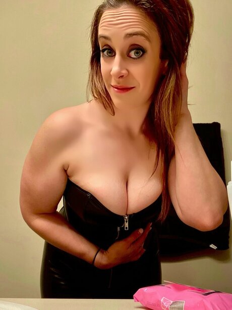 Photo nue de fuite OnlyFans de Linds