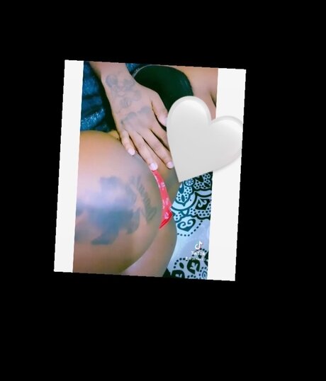 Photo nue de fuite OnlyFans de Juicybaby