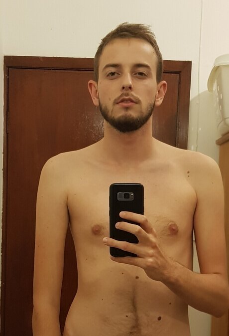 Photo nue de fuite OnlyFans de Stuart Maurice