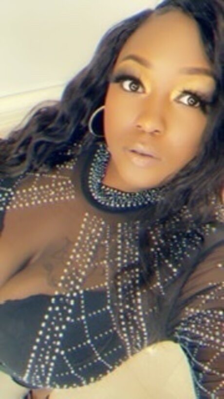 Photo nue de fuite OnlyFans de Camillia News Lady