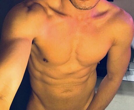 Photo nue de fuite OnlyFans de Br1987
