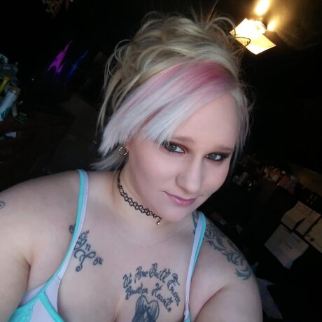 Photo nue de fuite OnlyFans de Squeakypuddin