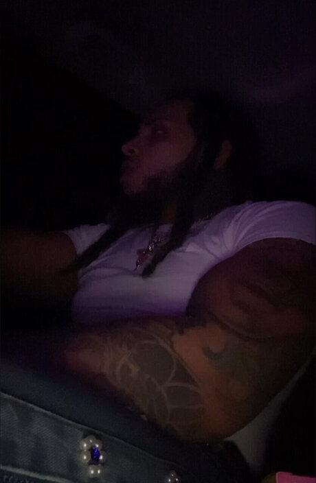 Photo nue de fuite OnlyFans de Mikey Mike