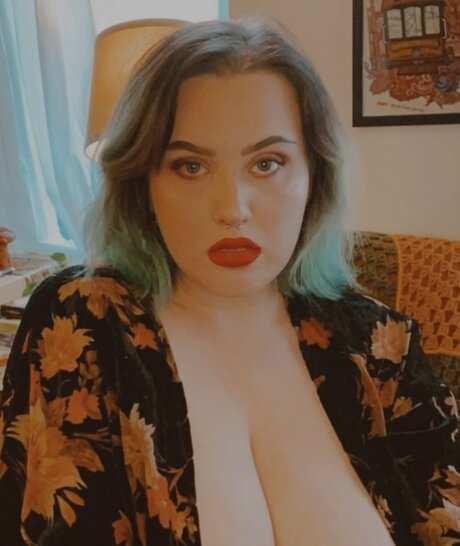 Photo nue de fuite OnlyFans de Jovelle