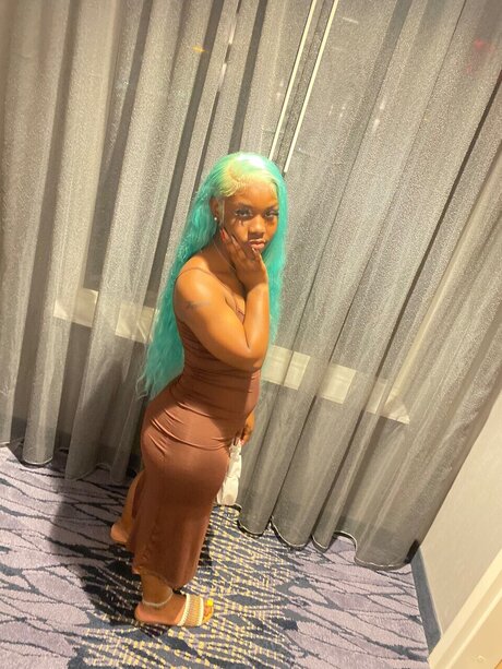 Photo nue de fuite OnlyFans de Nesh