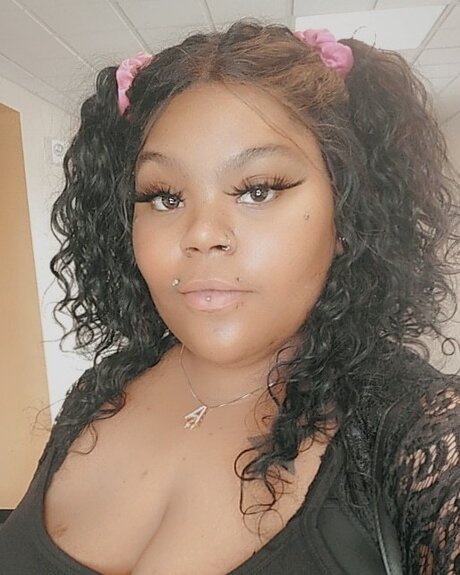 Photo nue de fuite OnlyFans de Sunshiine Mariie