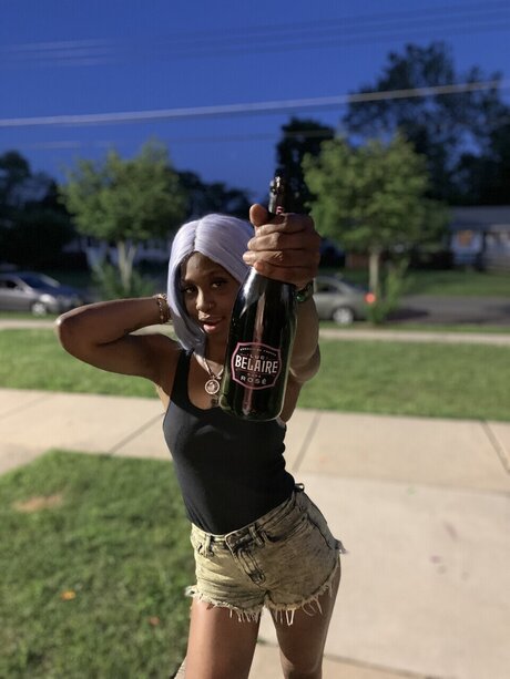 Photo nue de fuite OnlyFans de Hennessy
