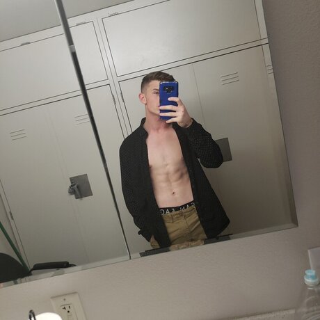 Photo nue de fuite OnlyFans de Brandon Reynolds
