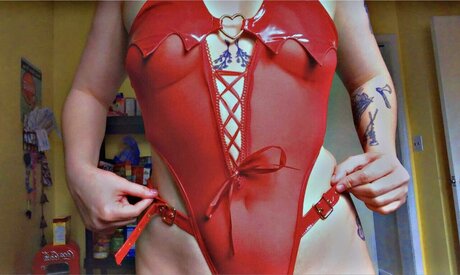 Photo nue de fuite OnlyFans de Bloodygoodwh0re