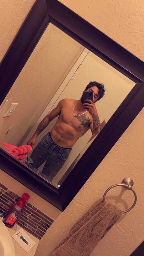 Photo nue de fuite OnlyFans de Johnny