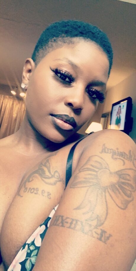 Photo nue de fuite OnlyFans de Hazel Marie