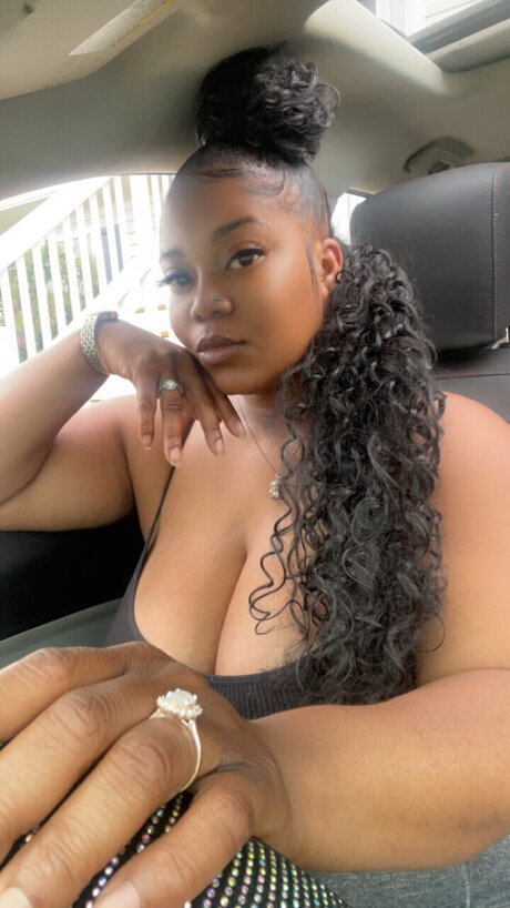 Photo nue de fuite OnlyFans de Sweetcaramel93