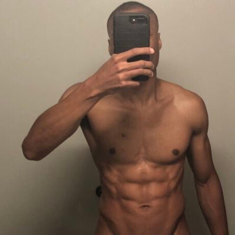 Photo nue de fuite OnlyFans de Derek