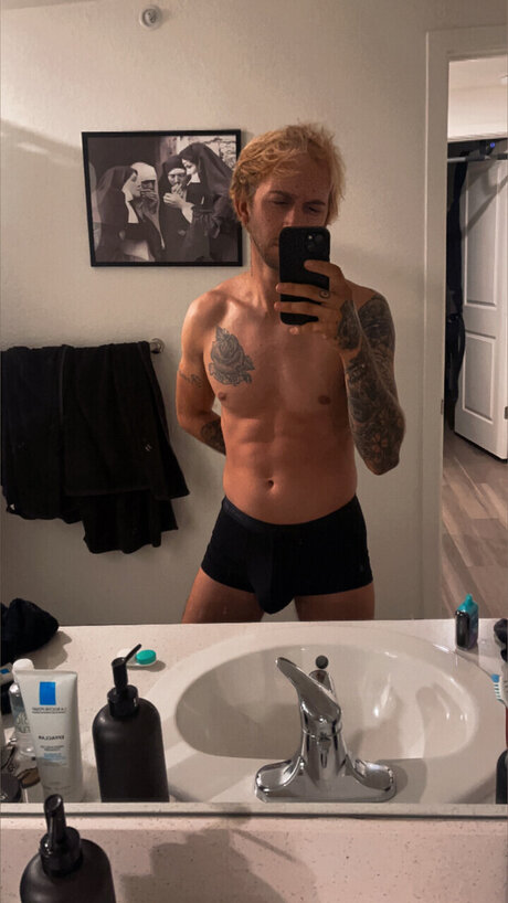 Photo nue de fuite OnlyFans de 