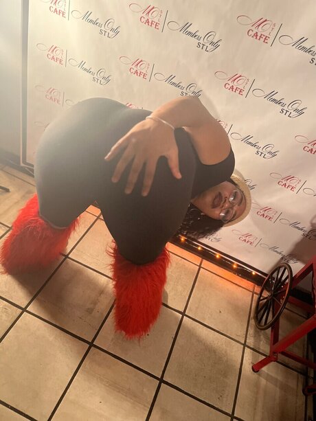 Photo nue de fuite OnlyFans de Roya Brazy