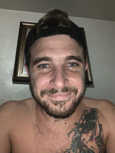 Photo nue de fuite OnlyFans de Josh Stewart