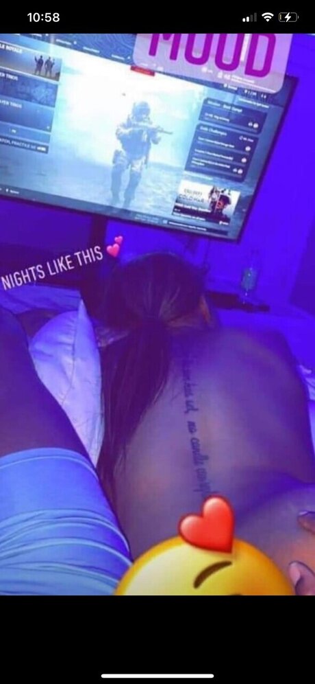 Photo nue de fuite OnlyFans de Aquariusgoat