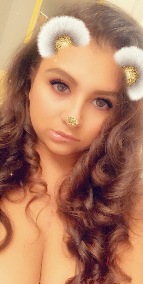 Photo nue de fuite OnlyFans de Foxy Redbone