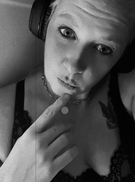 Photo nue de fuite OnlyFans de Anna