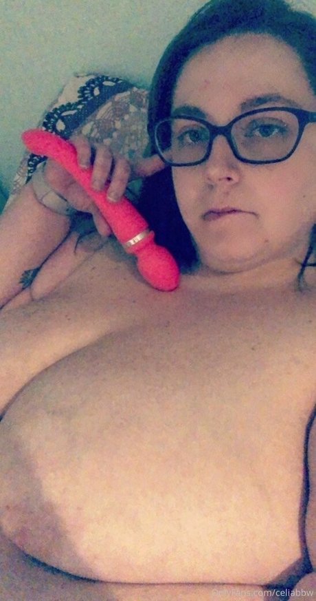 Photo nue de fuite OnlyFans de Celiabbw