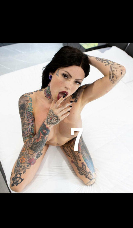 Photo nue de fuite OnlyFans de Whitedovecries