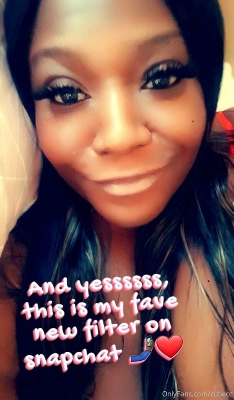 Photo nue de fuite OnlyFans de Cutiecc