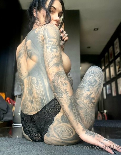 Photo nue de fuite OnlyFans de Bee Phillips