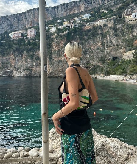 Delilah Belle Hamlin