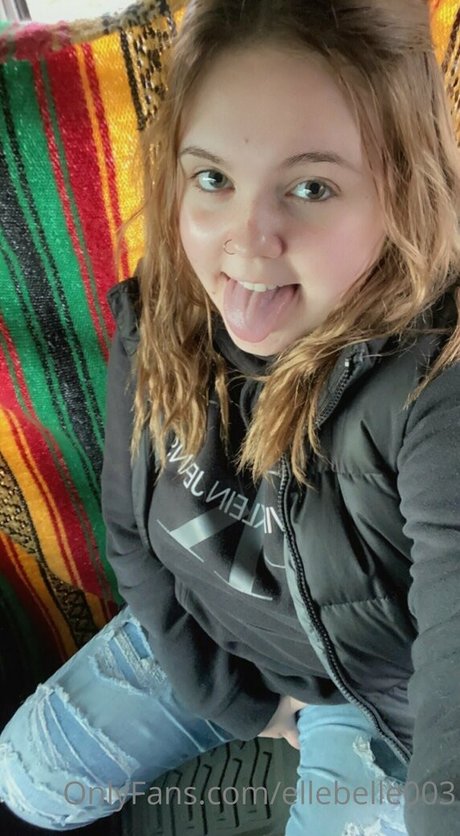 Photo nue de fuite OnlyFans de Ellebelle003