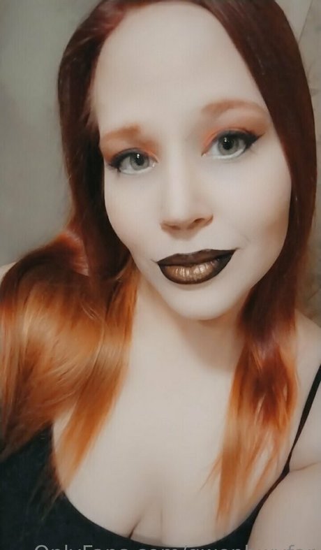 Photo nue de fuite OnlyFans de Gwenhwyfar
