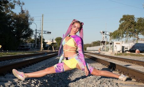 Dancewithana